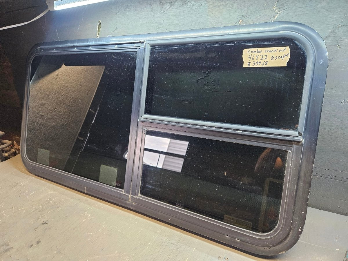 Escape combo crank out window black