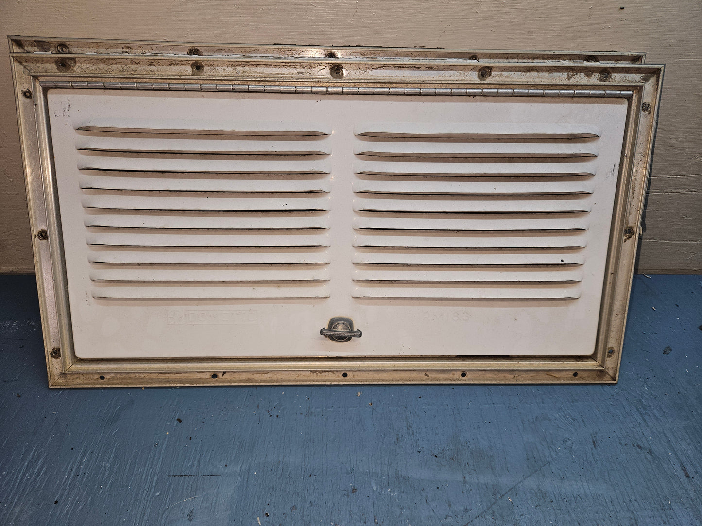Fridge vent